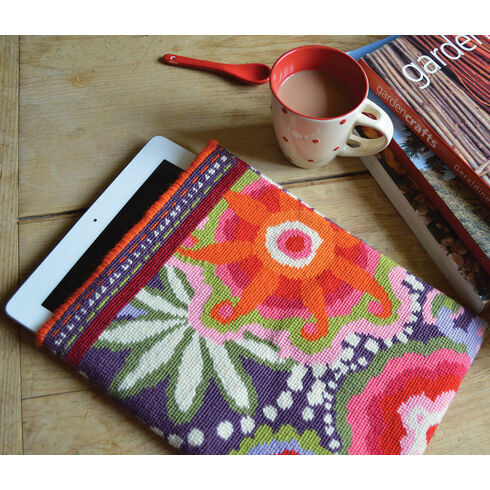 Merry Go Round Tapestry Tablet Holder Kit