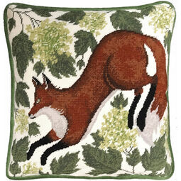 Spring Fox Tapestry Cushion Panel Kit