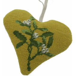 Mistletoe Heart Tapestry Kit