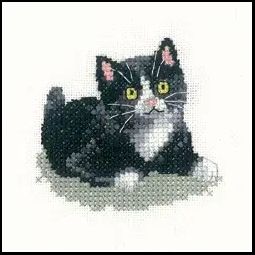 Little Friends Black &amp; White Kitten Cross Stitch Kit