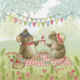 Meadow Moments Cross Stitch Kit