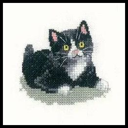 Little Friends Black &amp; White Kitten Cross Stitch Kit