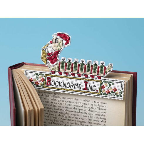 Santa Bookworm 3D Cross Stitch Kit